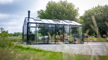 Tuinkamer glas: meer licht, meer ruimte en het hele jaar door genieten