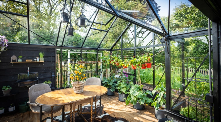 Kas voor in de tuin: langer genieten van je moestuin