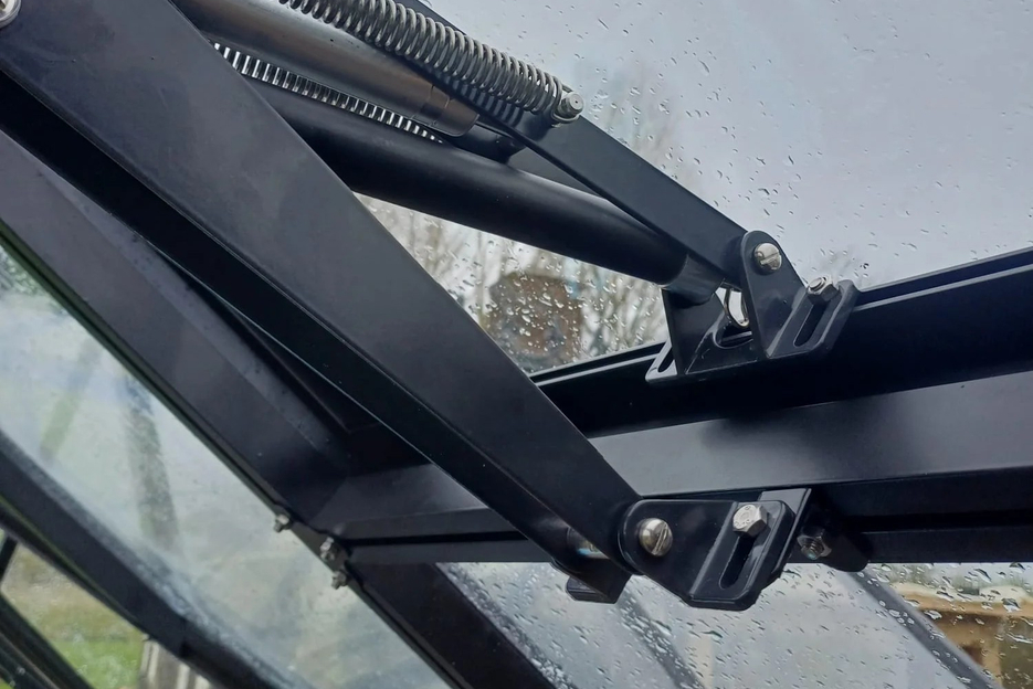 Ventilatie in je tuinkas: hoe pak je het aan?
